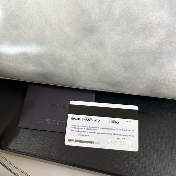 PRADA Spazzolato Crystal Encrusted Clutch in Gray- a rare masterpiece ๐๐ - Picture 9 of 9